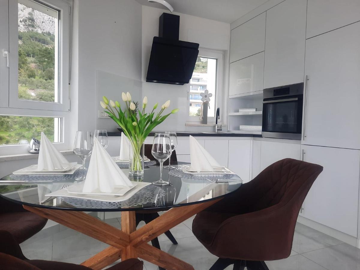 Apartment Anny De Luxe With Sea View Макарска Экстерьер фото